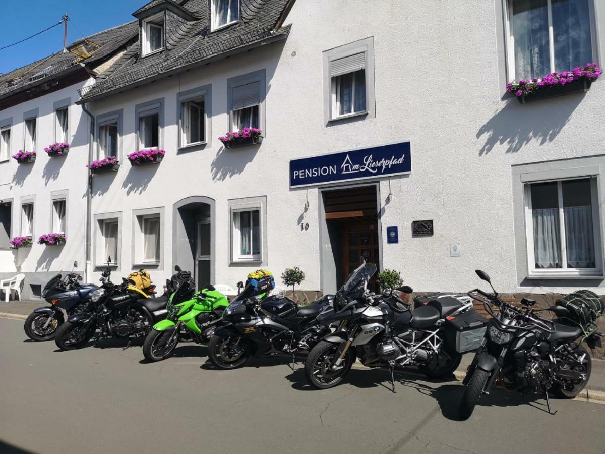 Pension Am Lieserpfad Manderscheid Esterno foto